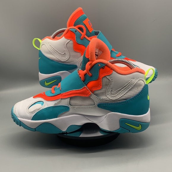 Nike Air Max Speed Turf Size 7Y (8.5 Women) - Picture 2 of 7